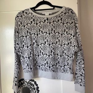American Rag Cie light grey & black mesh knit floral crewneck sweater, size xs